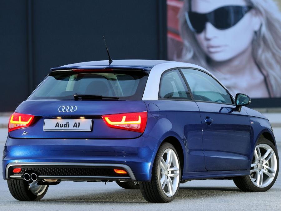  Audi A1 TFSI S-Line 2010 года  (ZA) (фото 10 из 15)